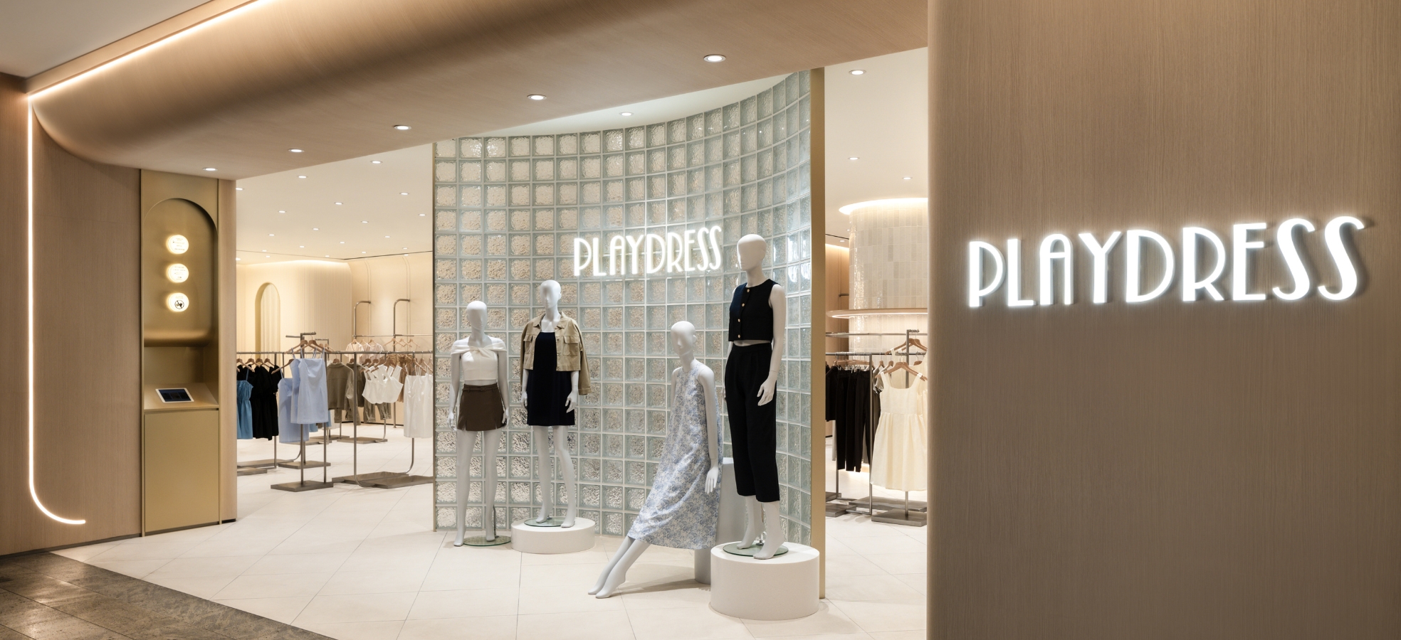 313 Website Listing Shopfront Image - 1968 x 900 px.jpg